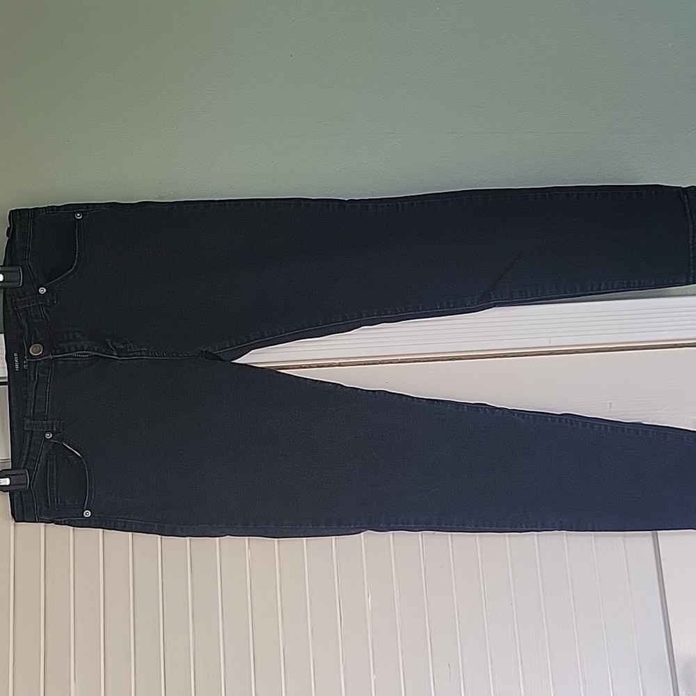 Women's skinny jeans black